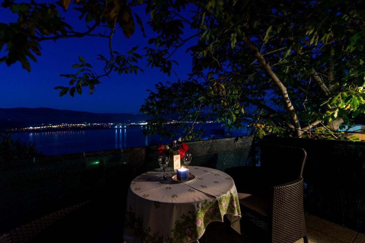Holidays Apartments Slanada With Terrace And Sea View, Near The Beach & Town Trogir, Free Parking, Quiet Place On Peninsula Ciovo Exteriör bild
