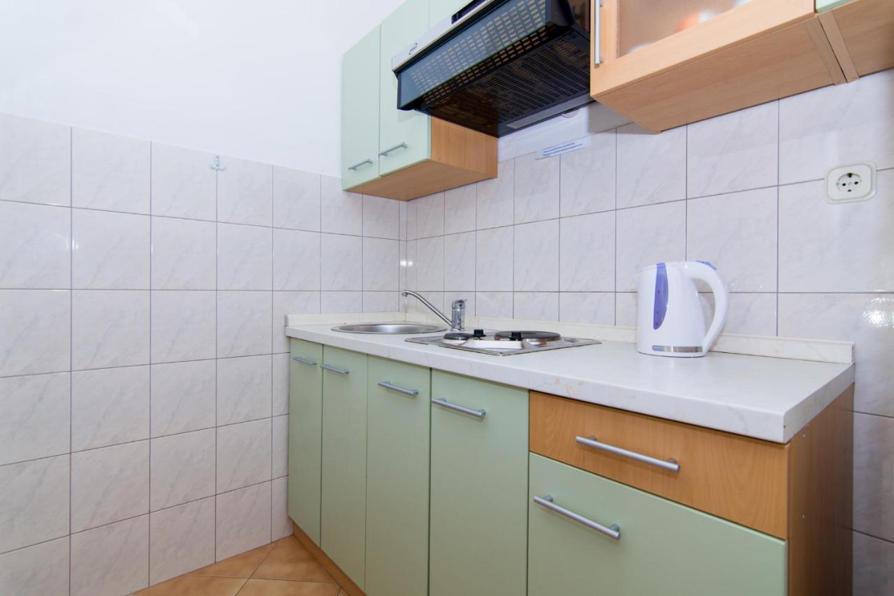 Holidays Apartments Slanada With Terrace And Sea View, Near The Beach & Town Trogir, Free Parking, Quiet Place On Peninsula Ciovo Exteriör bild