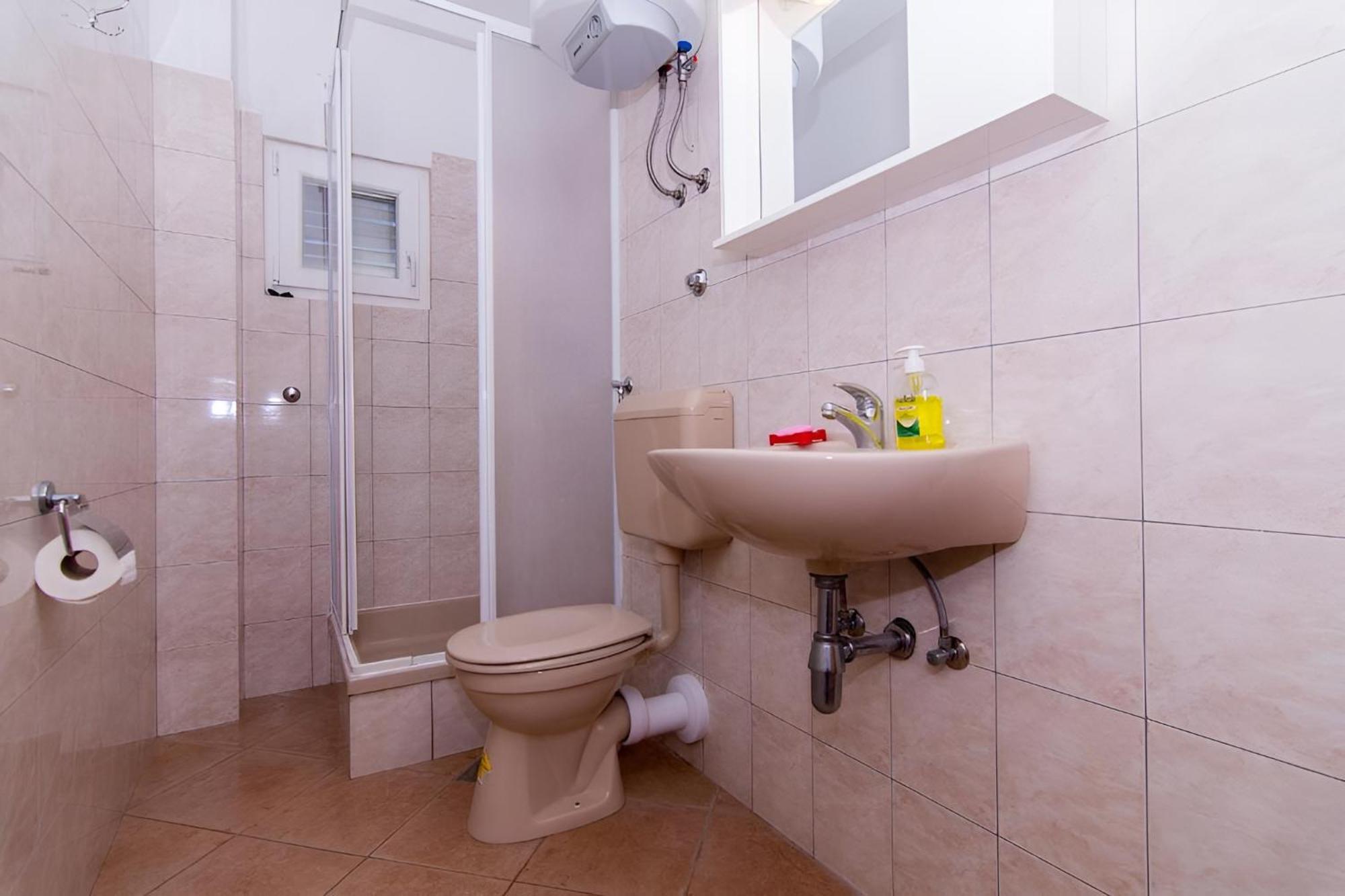 Holidays Apartments Slanada With Terrace And Sea View, Near The Beach & Town Trogir, Free Parking, Quiet Place On Peninsula Ciovo Exteriör bild